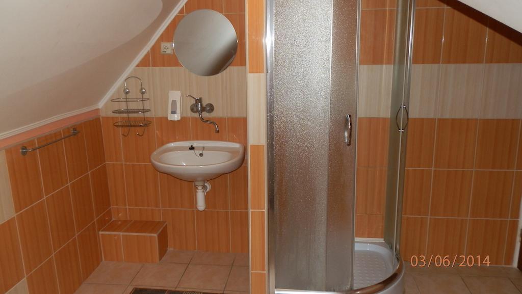 Penzion Marina Pri Slovenskej Restauracii 브레즈노 객실 사진