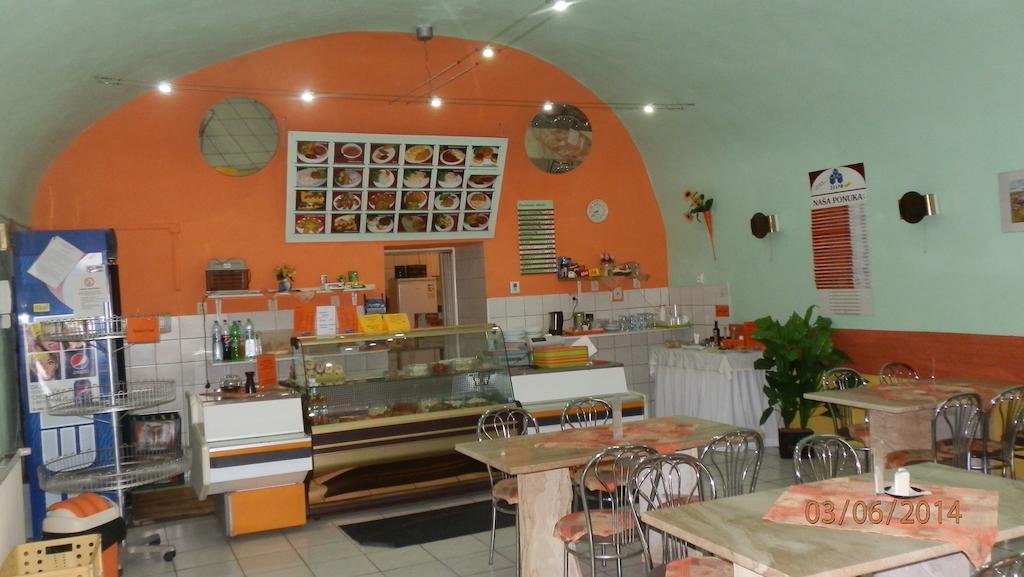 Penzion Marina Pri Slovenskej Restauracii 브레즈노 객실 사진