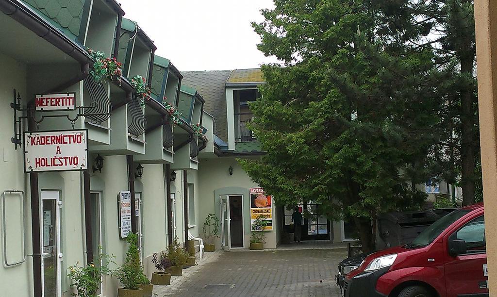 Penzion Marina Pri Slovenskej Restauracii 브레즈노 객실 사진